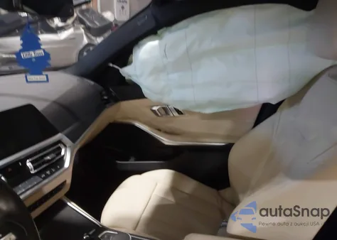 2021 BMW 330I z USA, uszkodzony, nr VIN 3MW5R1J02M8B99111